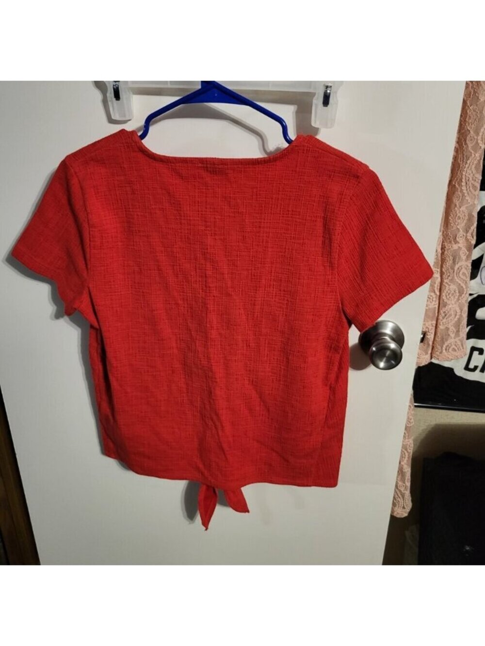 BOWTIE CROP TOP SZ S - Picture 2 of 3